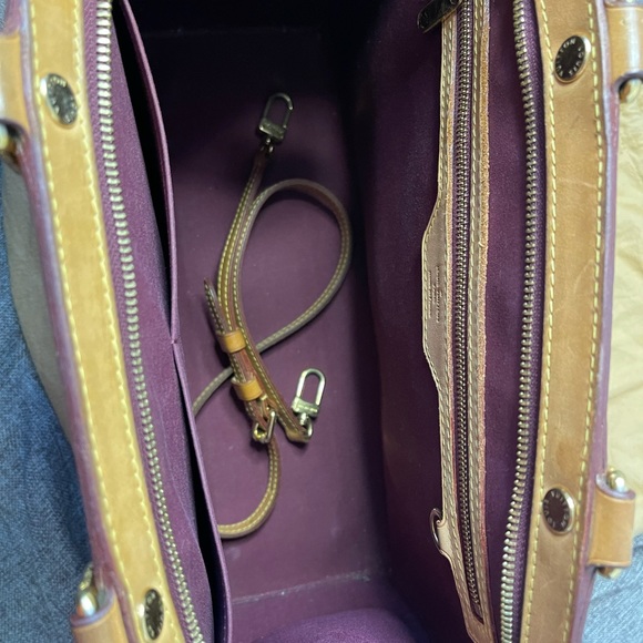 LOUIS VUITTON LV Brea Amarante Monogram Vernis - Picture 7 of 11